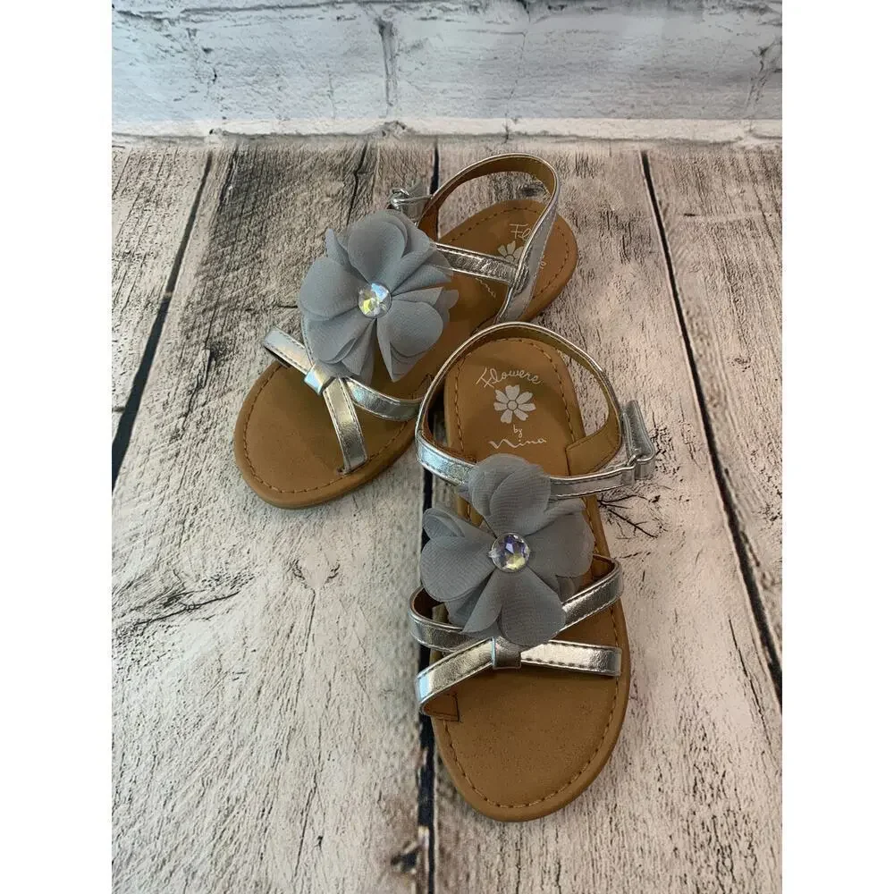FLOWERS BY NINA Girl’s Annabel Strappy Applique Sandals / Size: 11